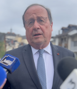 Former President François Hollande announces his MP bid